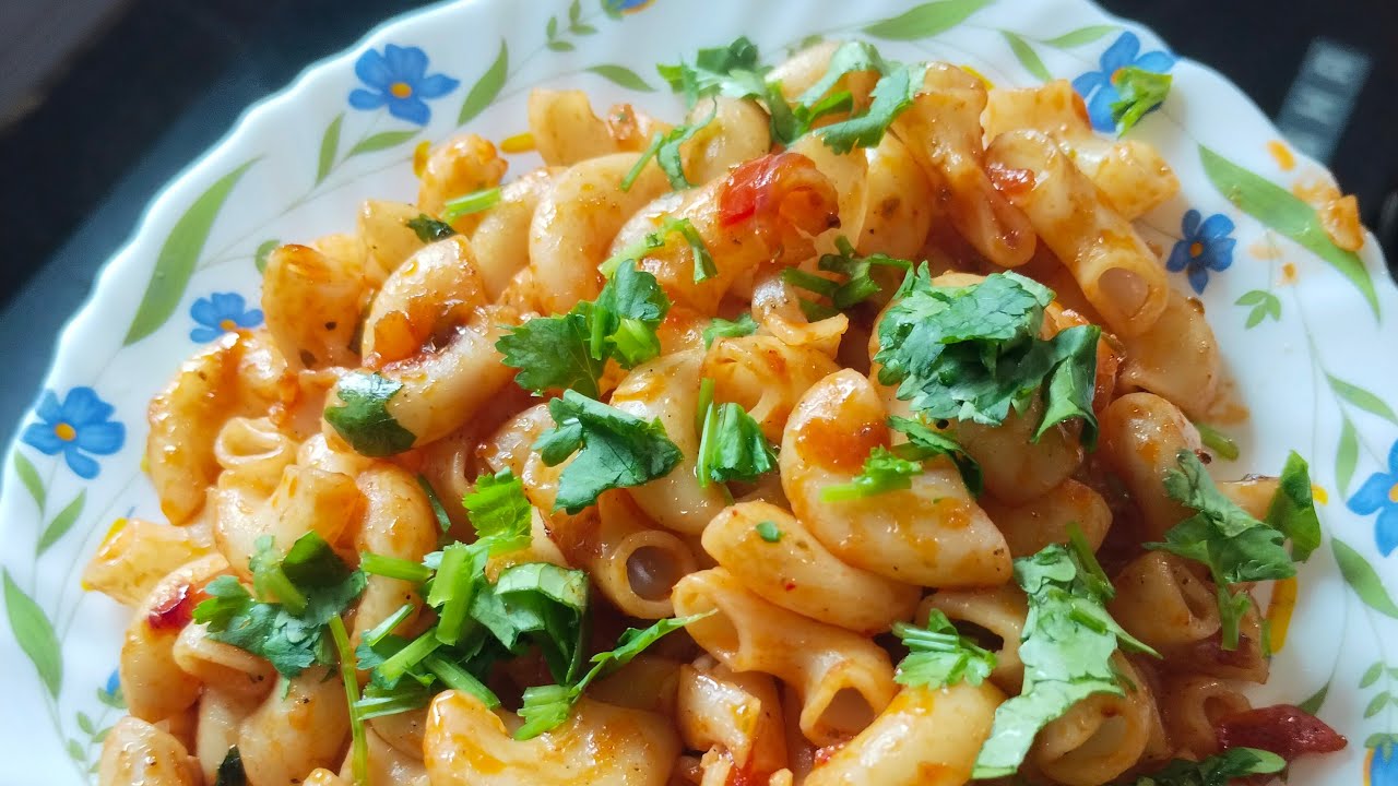 USHA KI RASOI is live! राधे राधे फ्रेंड्स आप सभी का स्वागत है उषा की रसोई में 🤗🤗🤗. ....