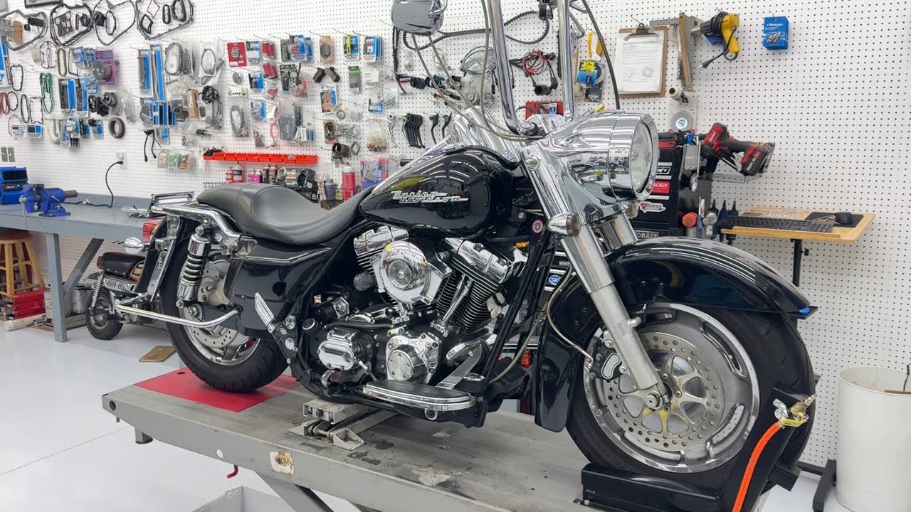 2005 Harley Davidson Roadking Custom, S&S Super e, S&S 509 Cam/Camplate/Oil Pump Install