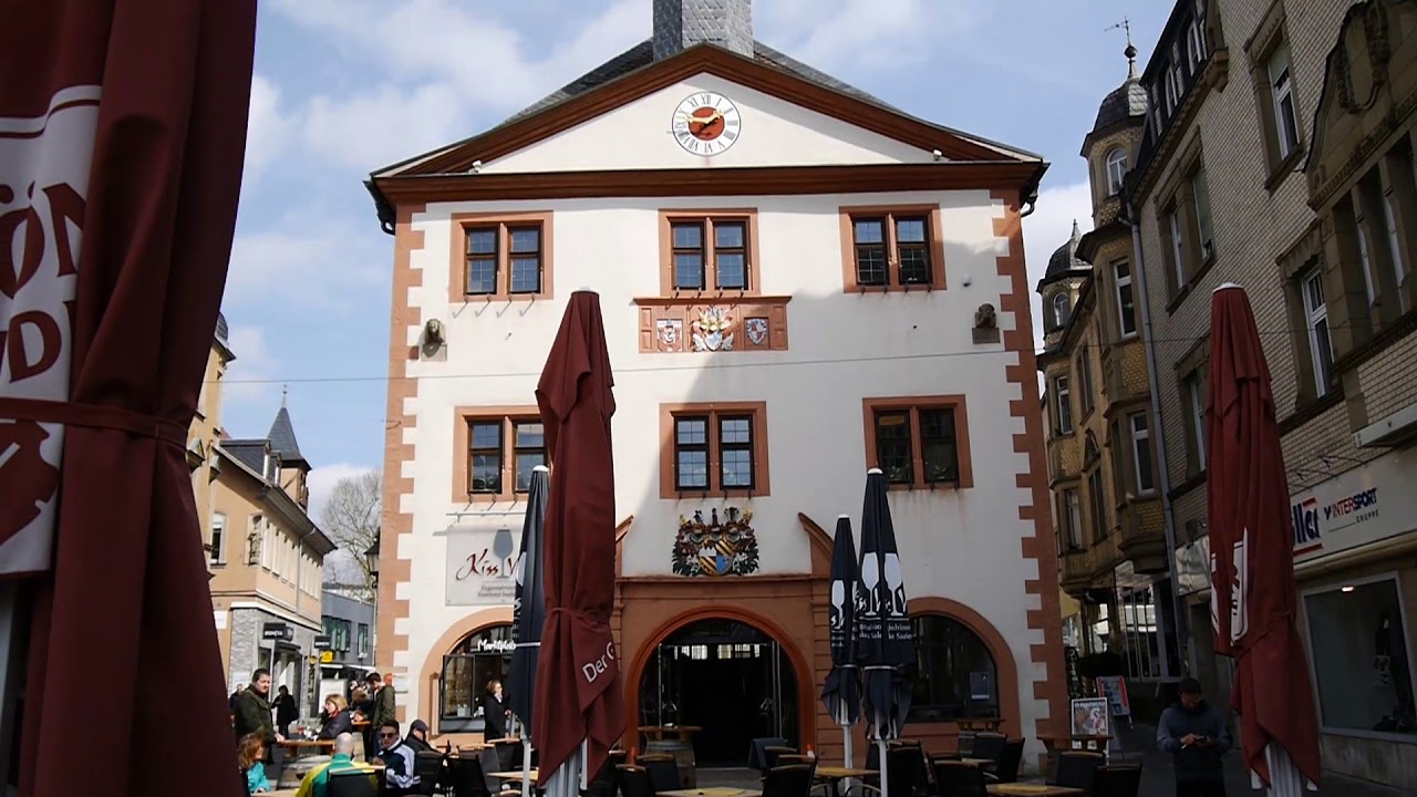 D: Bad Kissingen. Unterfranken. Eindrücke aus der Innenstadt. April 2018