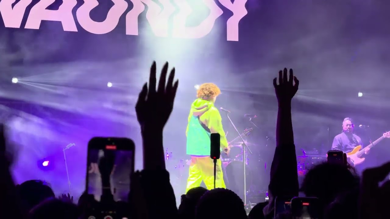 Vaundy「東京フラッシュ」(Tokyo Flash) Live in Hong Kong (Clockenflap 5 Dec 2025)