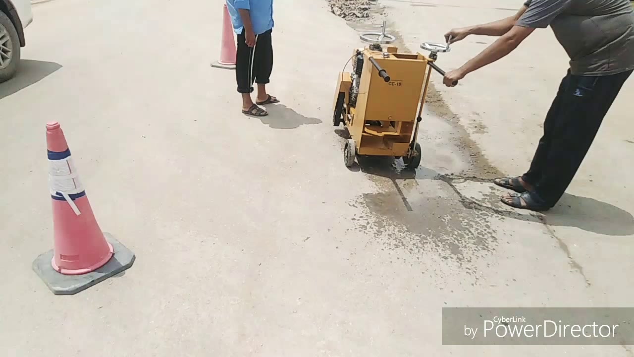 How to use road cutter machine (asphalt cutter) (hindi/urdu اردو)