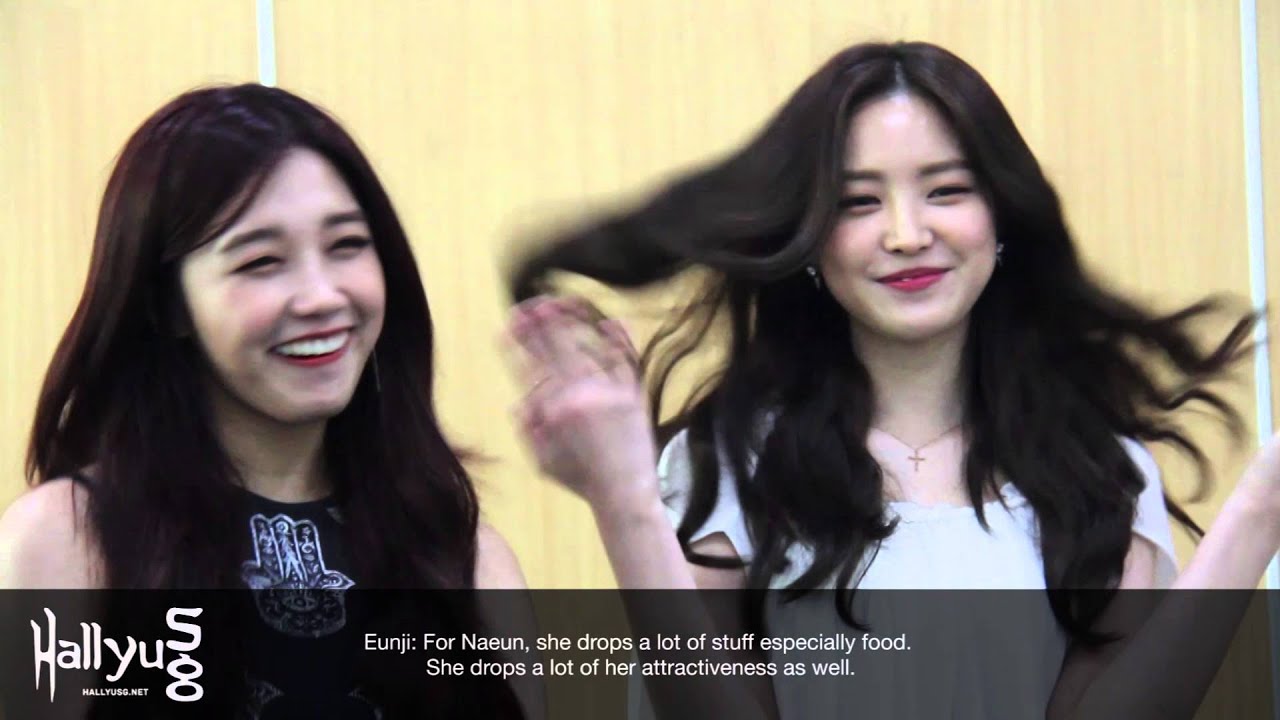 [INTERVIEW] Apink goes Backstage with HallyuSG in Singapore!