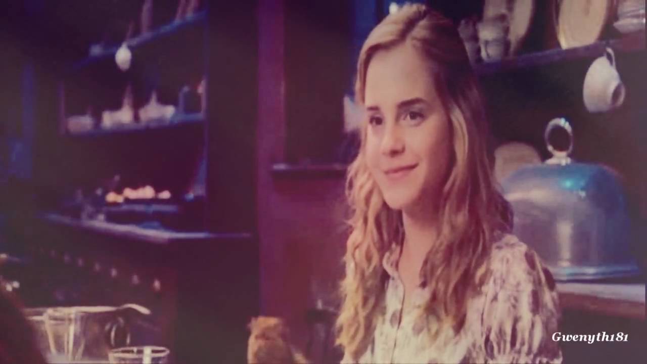 Harry Potter Christmas - White is in the winter night