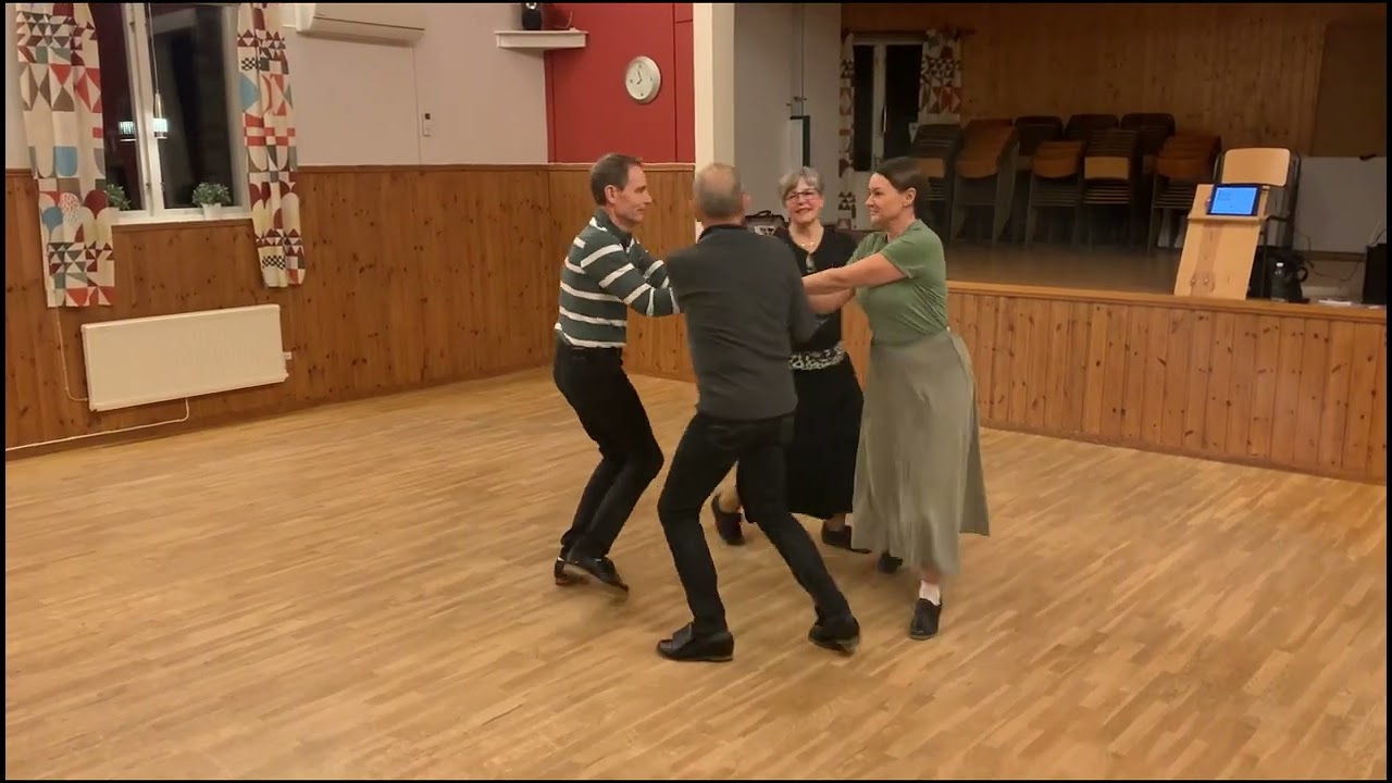 3  Slängpolska från Vikbolandet, Östergötland.