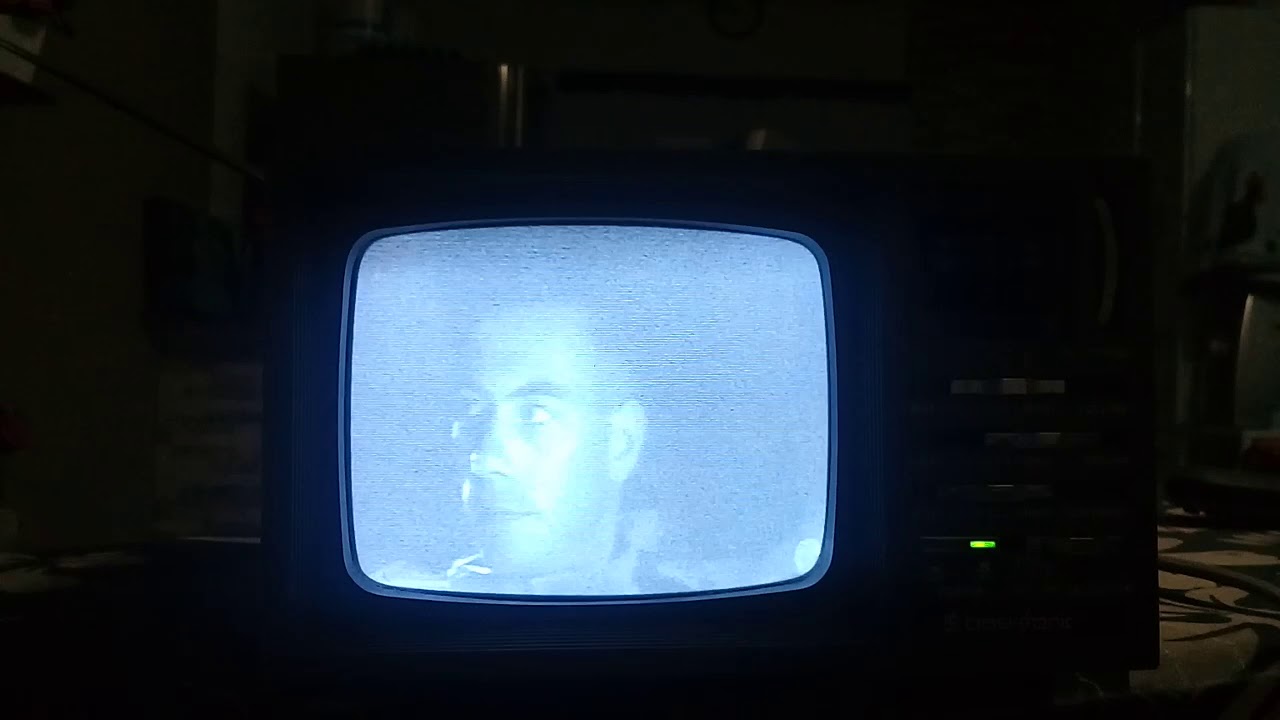 Soldado Universal 1 Record 02/03/2018 TV Preto/Branco antiga
