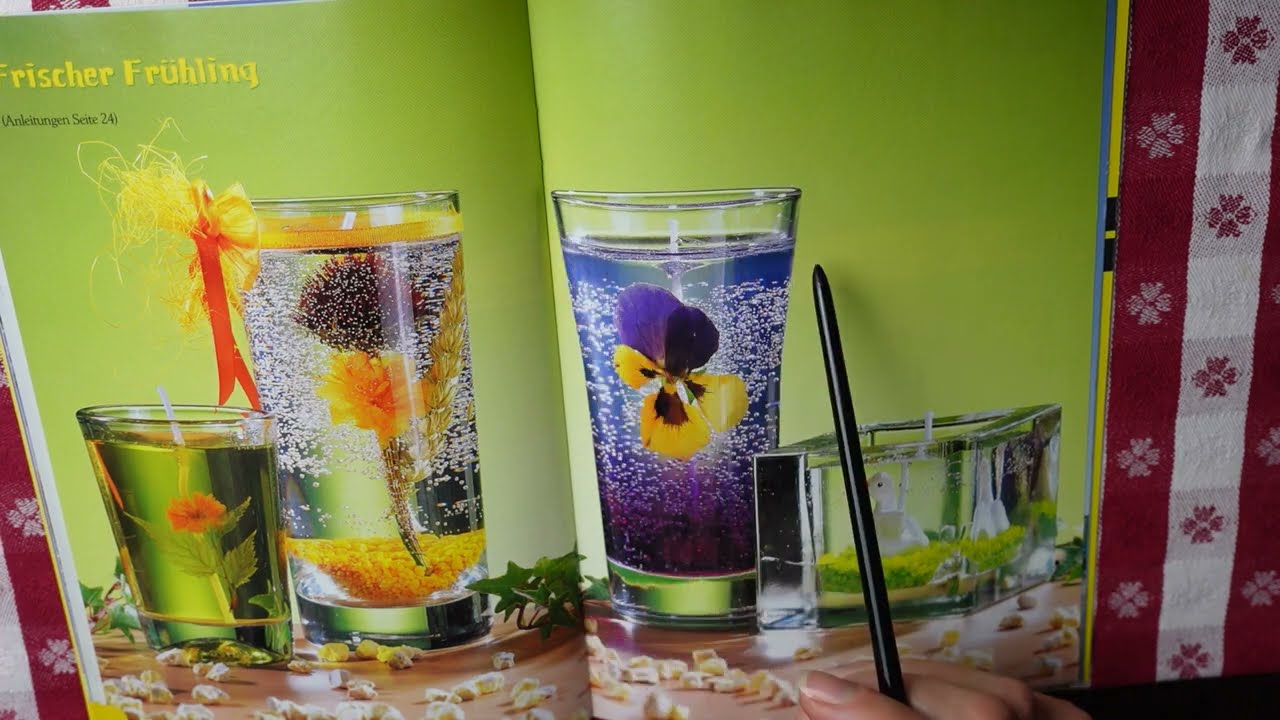 Magyar ASMR, színes gyertyás katalógus lapozgatása, suttogás