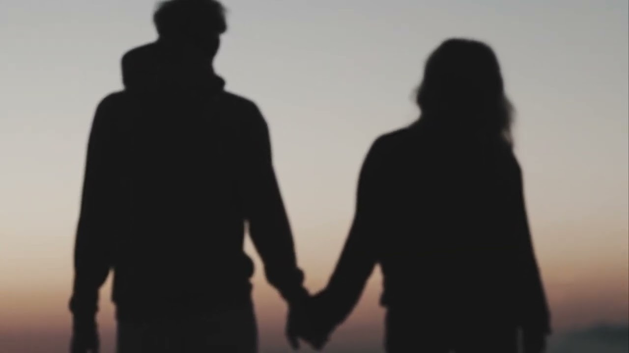 When you meet the love of your life… time STOPS 💜