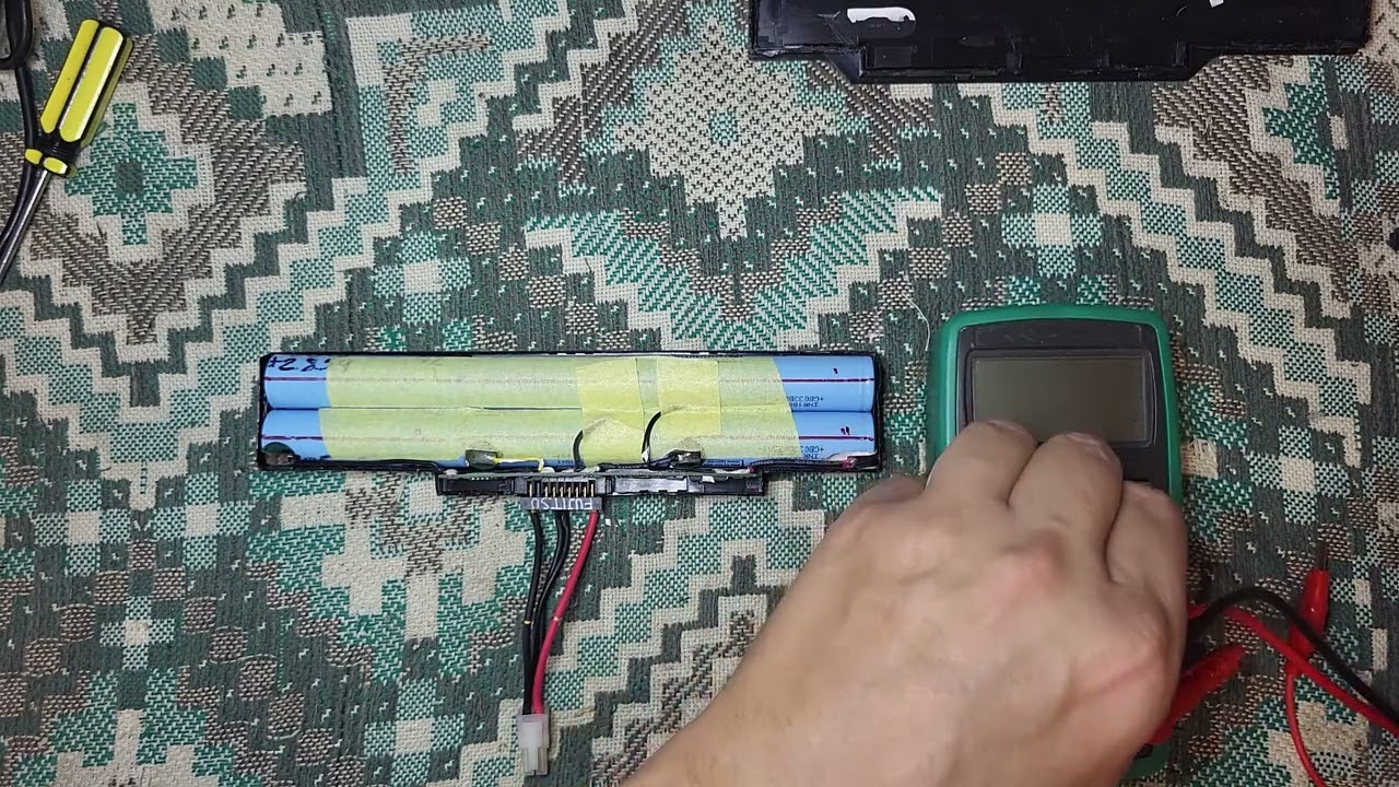 Be2Works DEMO прошивка и восстановление контроллера на чипе BQ20Z45 ноутбук Fujitsu Lifibook AH530