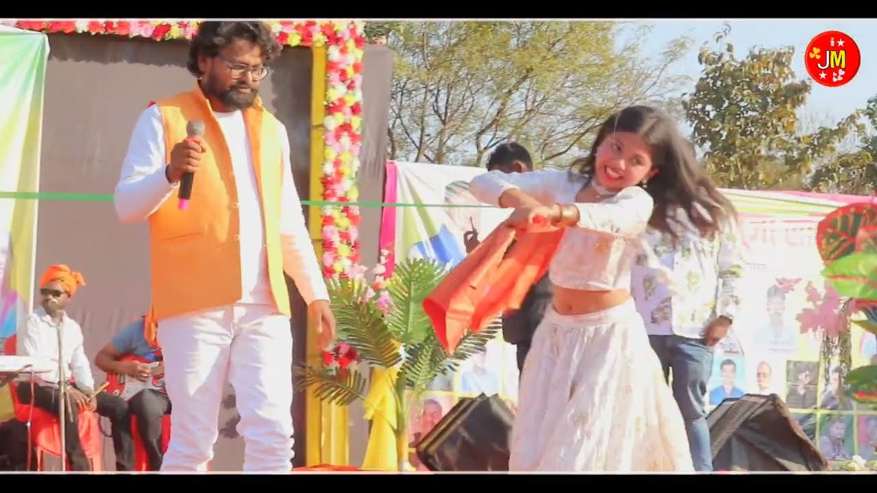 रूपेश बड़ाइक जी का गाना मे छोटी सी बच्ची पूरा बवाल मचा दी🌿 सब देख दंग रह गए जरियागढ़ प्रोग्राम वीडियो