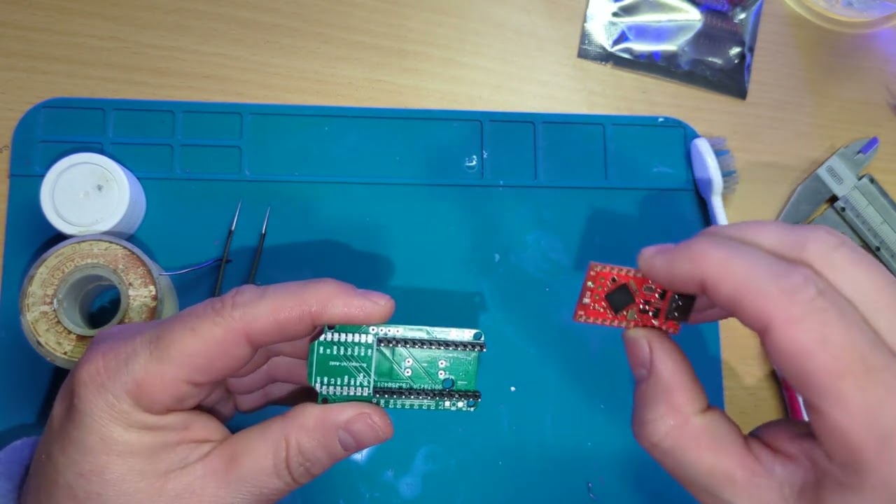 3- Soldando la PCB de Faketec v3. Meshtastic.