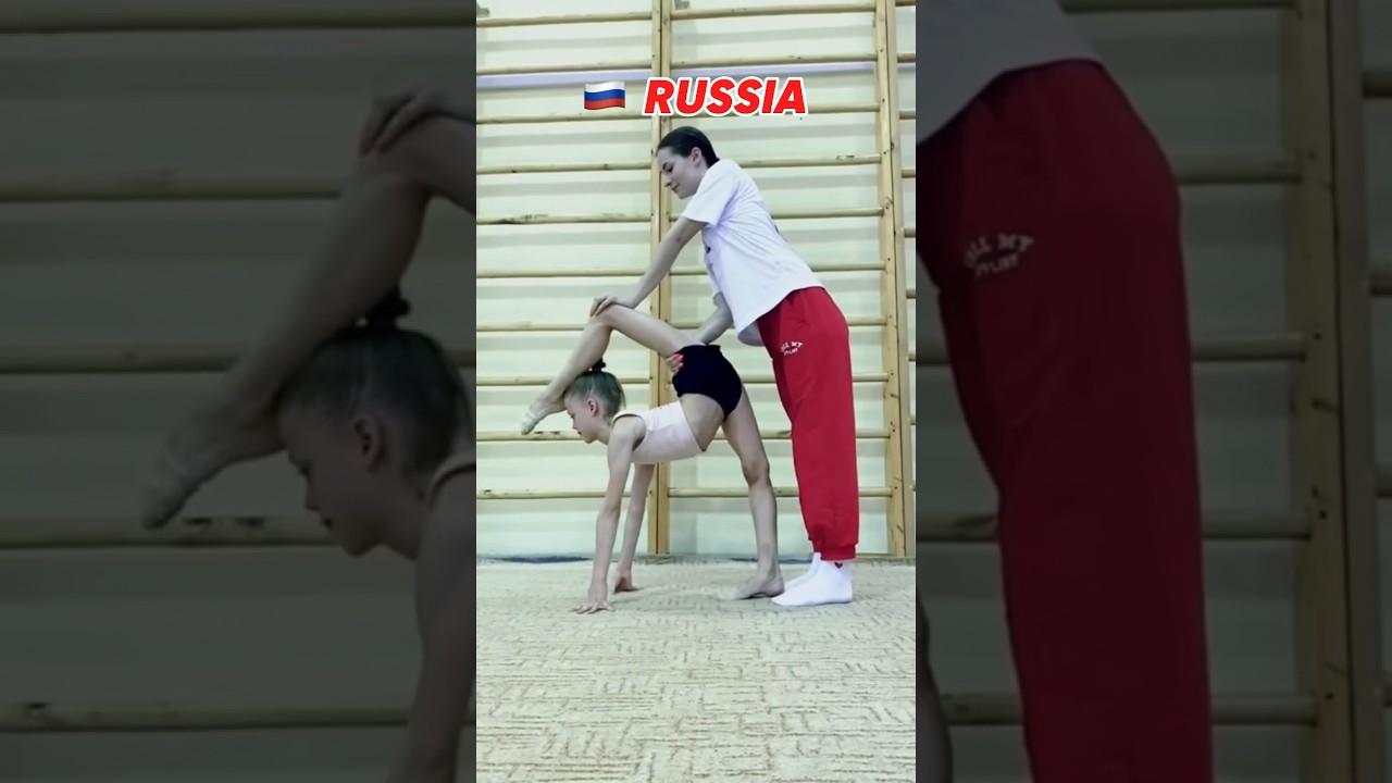 RUSSIA VS FRANCE - LES ÉTIREMENTS POUR DEVENIR SOUPLE 