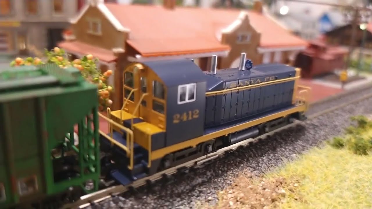 Kato N Scale EMD NW2 Switcher new release demo!