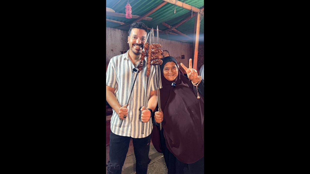 ام علاء اللحمة عندها بلدي والساندوتش بـ 25 جنية بس