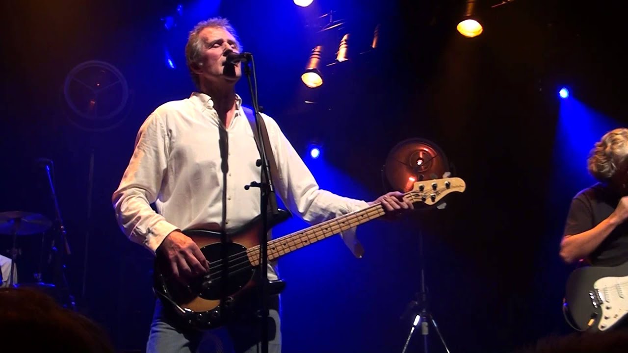 Sultans Of Swing (Dire Straits) - John Illsley feat. Phil Palmer