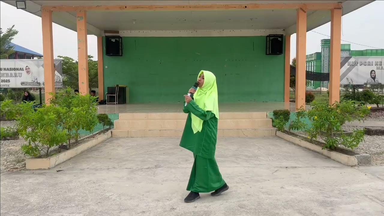 Ramadhan Bulan yang Suci ( Ananda Azlia )