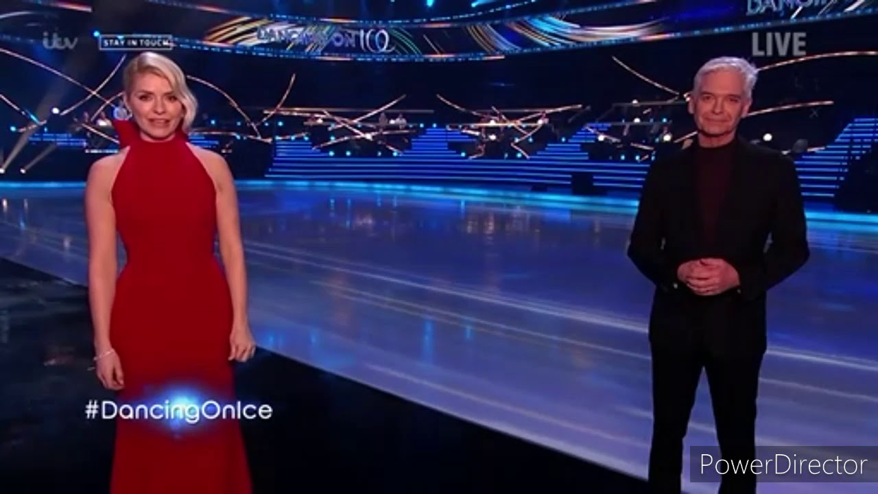 Holly Willoughby and Ashley Banjo Gets Scared Of Raptor Dinosaur In Dancing On Ice (28/2/21)