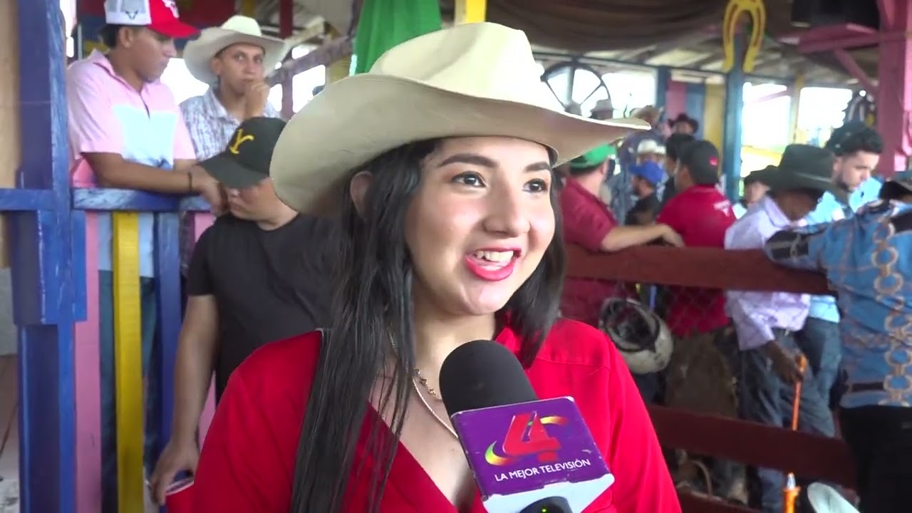 Familias de Juigalpa y visitantes disfrutan de las tradicionales corridas de toros