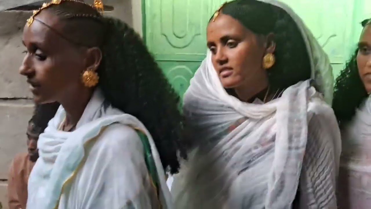 ሶሊተይ ሓፍተይ እንቋዕ ደስ በለኪ  መፃኢኪ ብርሃን