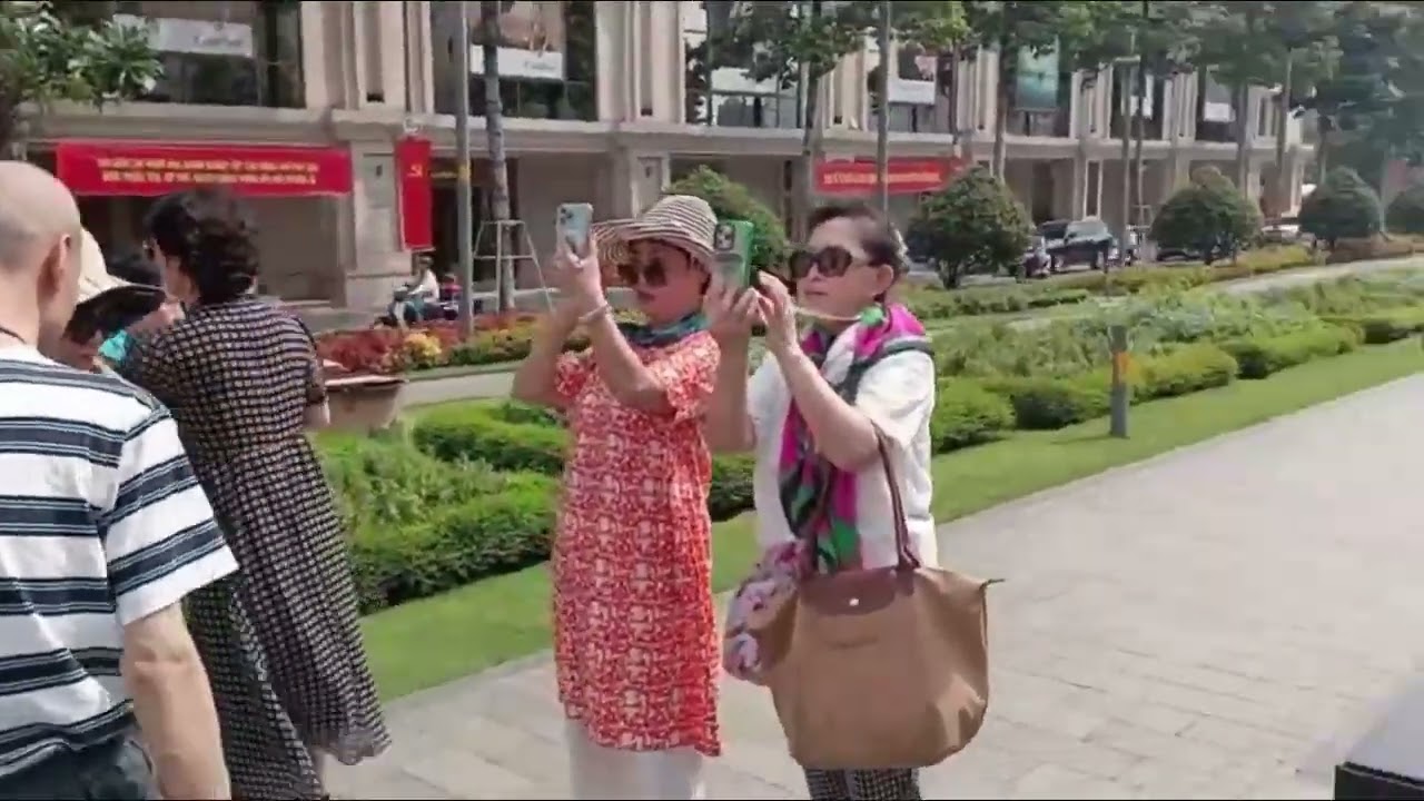 222 - Lang thang ở Sài Gòn những ngày gần Tết Bính Ngọ - 2026