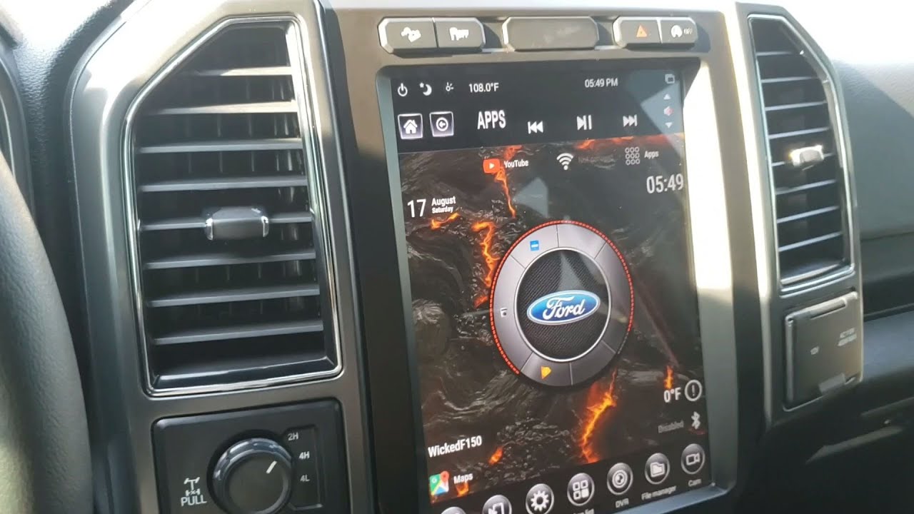 Reviewing/comparing AUTO Linkswell 12.1INCH SCREEN to PHOENIX SCREEN