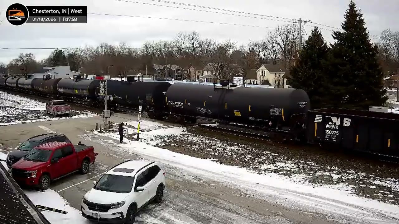 TrainVideo Of A SCREEN View With A NS ??? WB Train On The Chesterton Indiana, USA Area By Gabriel