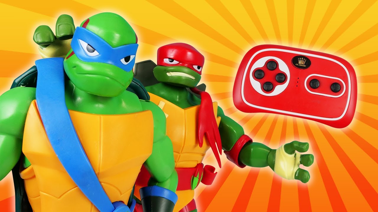 Ninja Kaplumbağalar oyuncak figürleri. Süper Kahramanlar Işınlanma makinesini yapıyorlar!