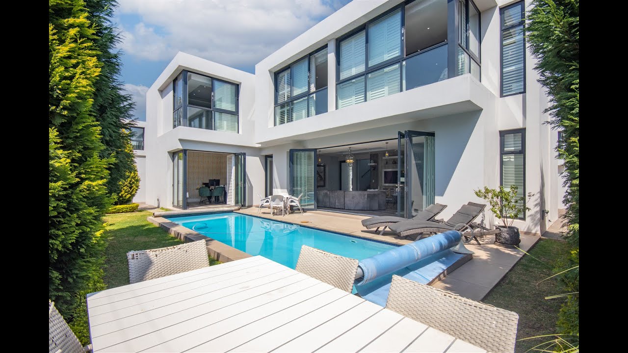 R6 399 999 | 4 Bedroom Cluster For Sale in Morningside, Sandton