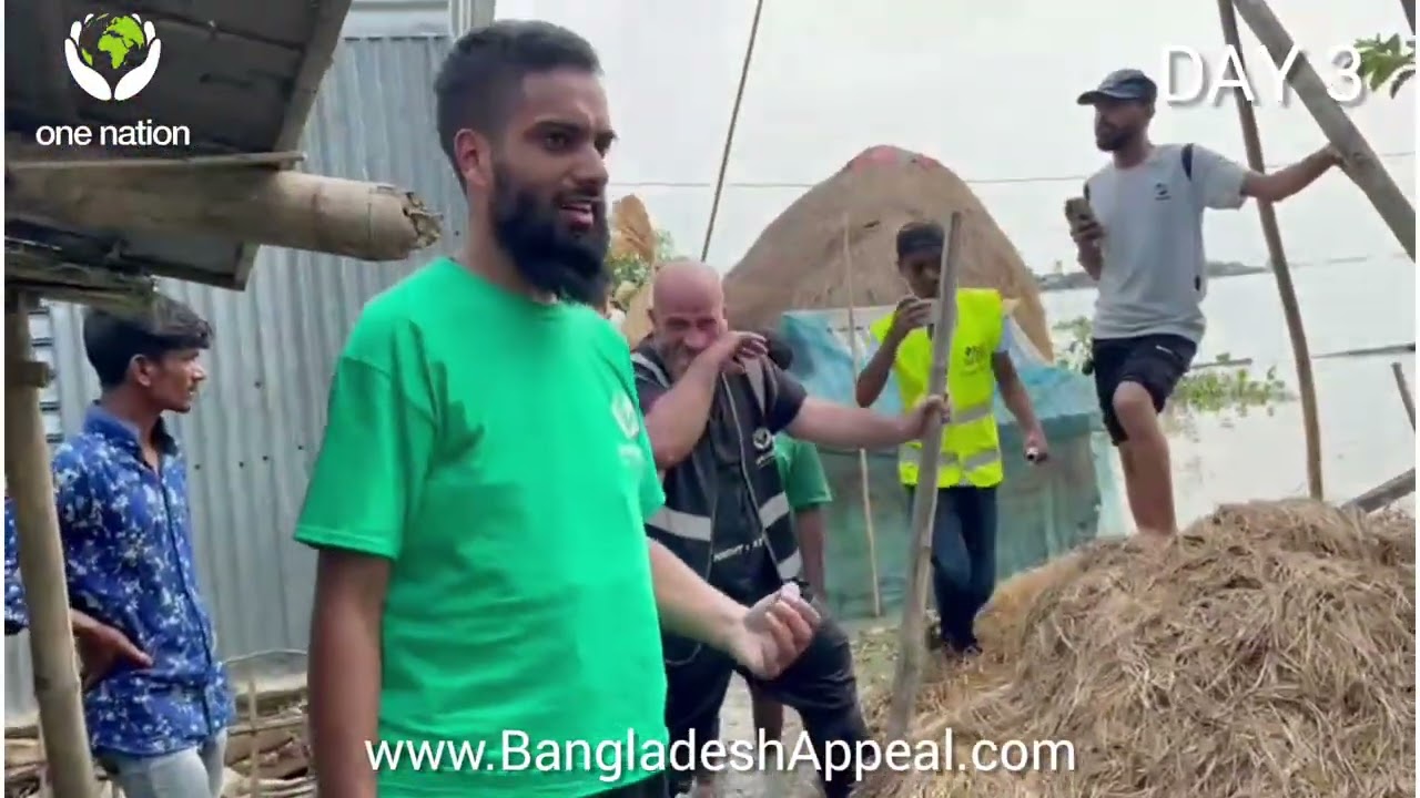 Aid Distribution During The Bangladesh Floods Crisis, (Baniyachong) - June 2022