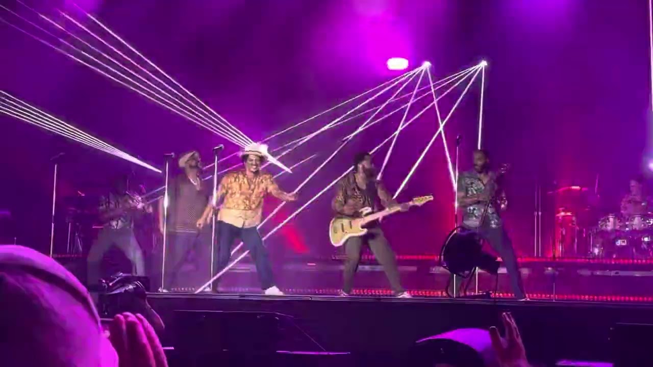 Bruno Mars Live - Uptown Funk - Bourbon and Beyond, Louisville, KY - 9/17/23