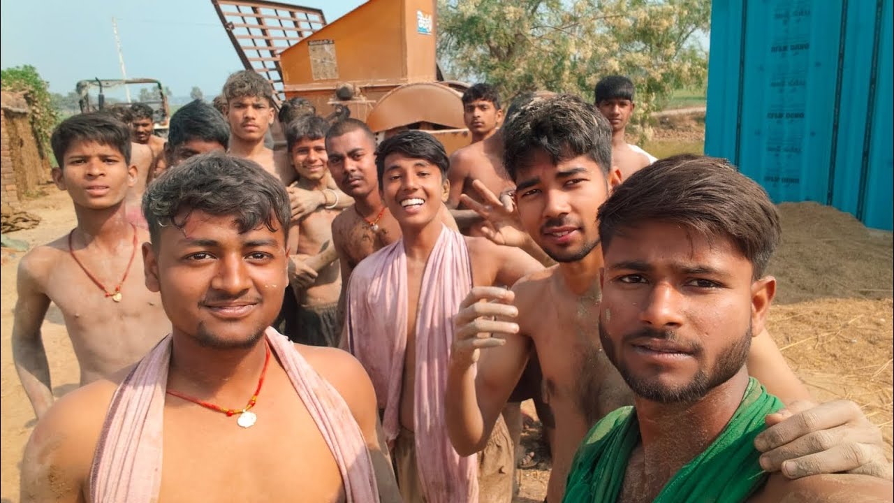 मिट्टी से होली मेरा गांव मुसापुर Holi video My village Musapur vlog video 