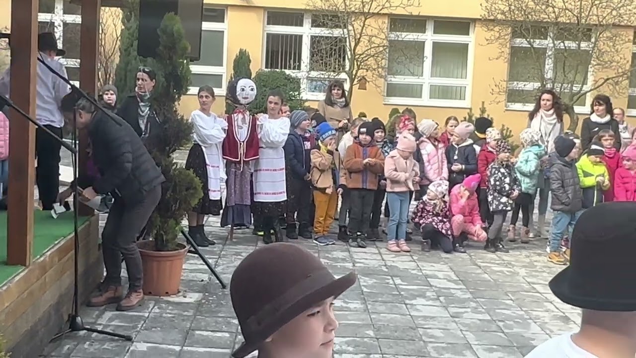 Vyniesli sme Morenu