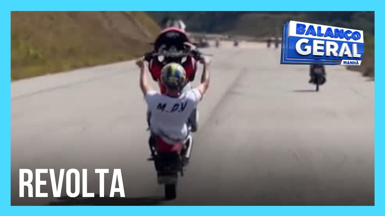 Menino de 13 anos morre após ser atingido por homem que empinava moto