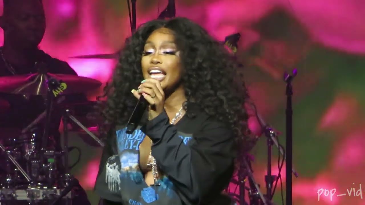 SZA #vidcon2022 Highlight Stage [Full Performance of Supermodel]