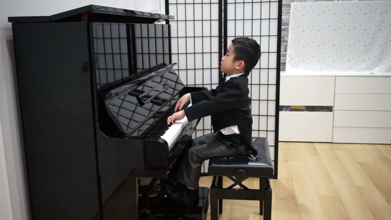 Chopin - Nocturne in C-Sharp Minor, Op. Posth | Caelum Zheng, 6 years old