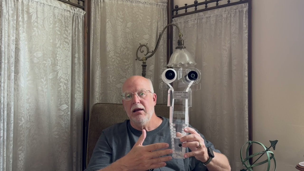 Review of Innovative Marines Nuvo desktop roller: model number 7420, serial number 03/23/7420/0749.