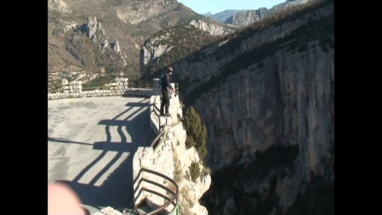 base jump nice compilation music by DEFTONES