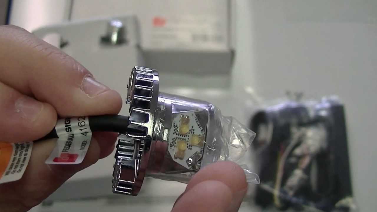 Federal Signal LED Hide Away Corner System (Close-Up)
