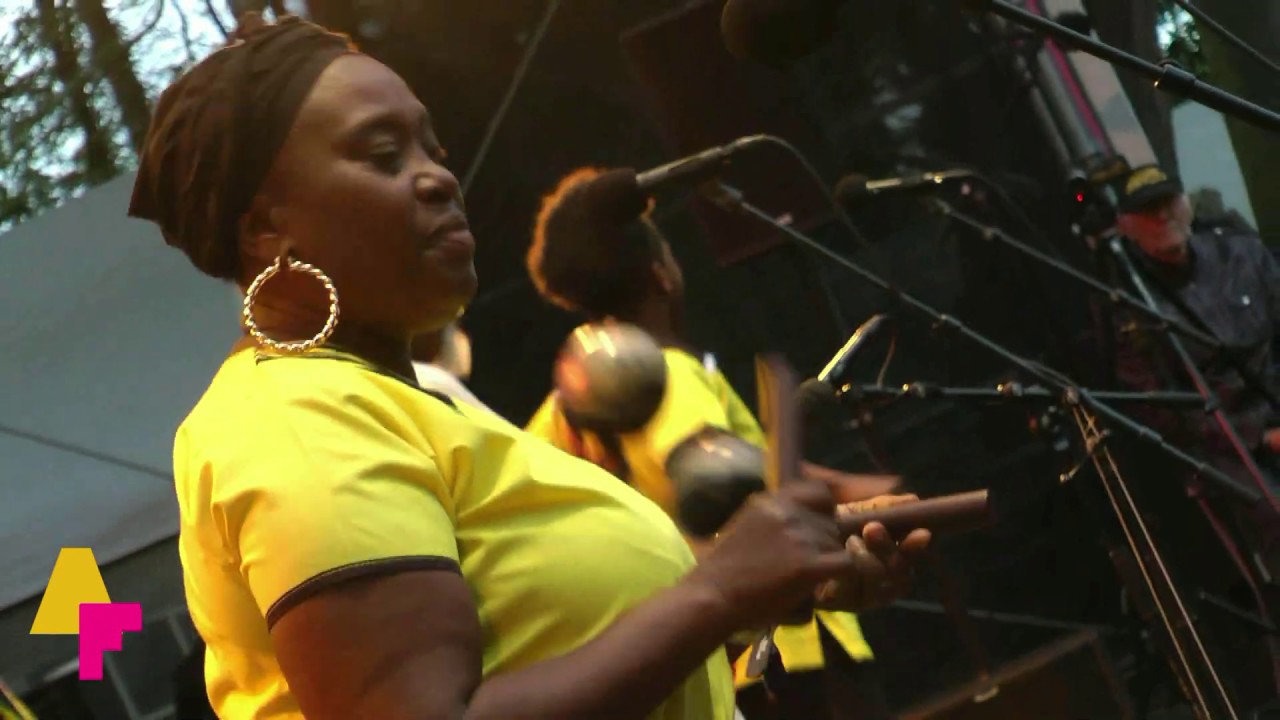 The Garifuna Collective - Ubou - LIVE at Afrikafestival Hertme 2019