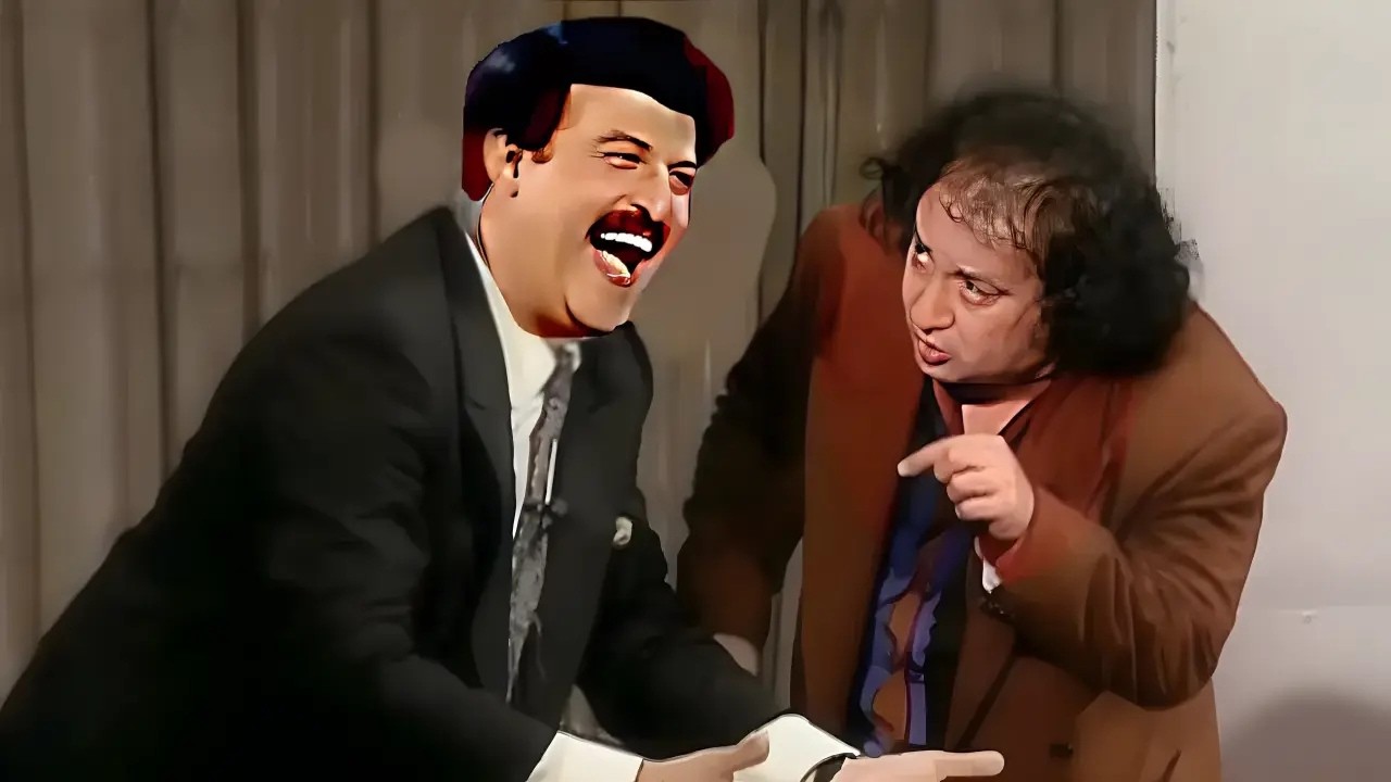 خروج سمير غانم عن النص لما محمد نجم احرجه علي المسرح هتموت من الضحك 😂😂 يخربيتك المخرج مقالش كده 🤣😅