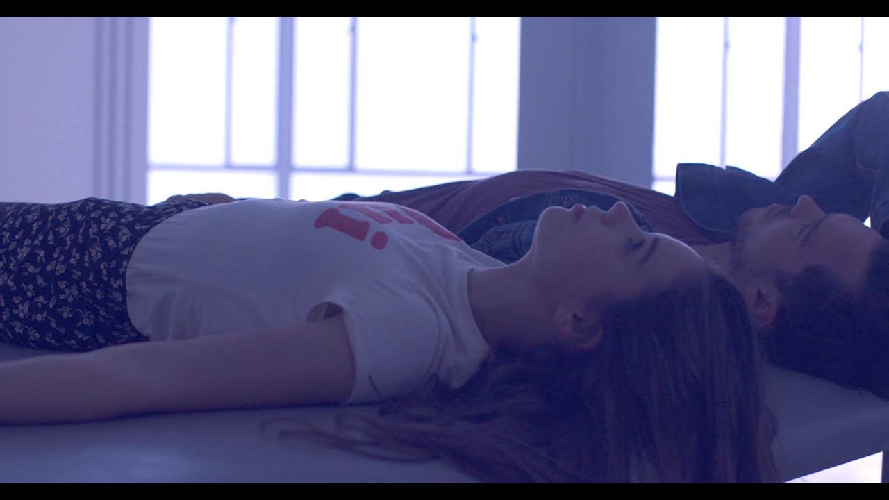BANKS · Warm Water (Snakehips Remix)