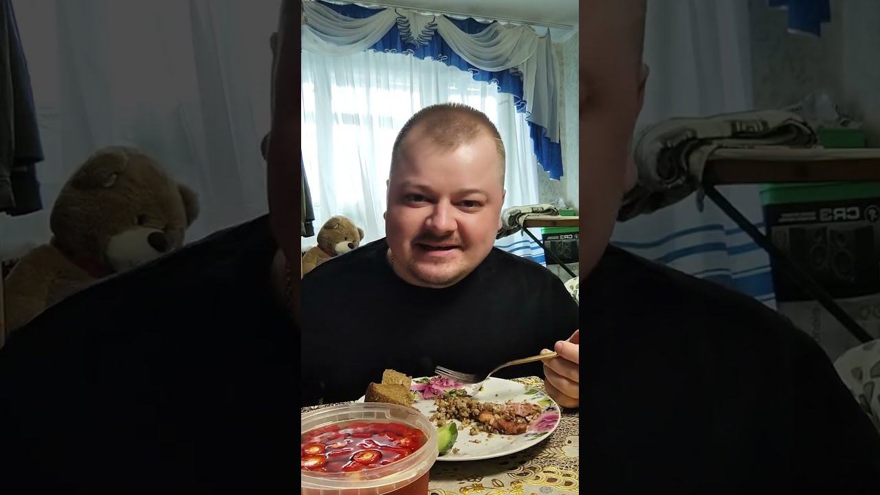 Мукбанг: Бекон с яйцами и гречкой – Сытный обед