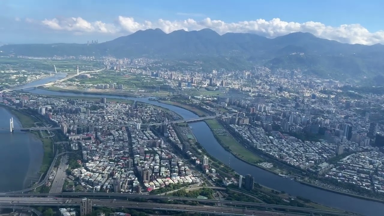 臺北松山機場起飛-臺北到南竿 Takeoff from Taipei Songshan Airport-Taipei to Nangan