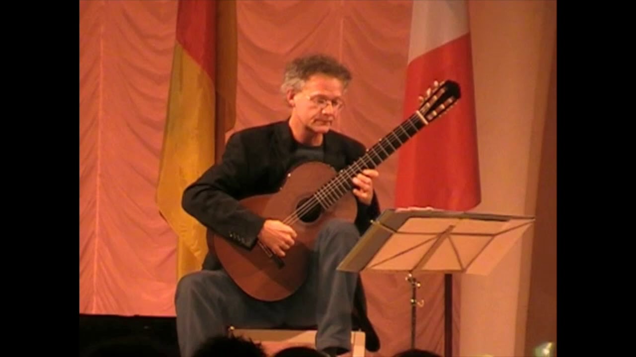 Federico Moreno Torroba - Nocturno  Tilman Hoppstock live at Philharmony Kiev 12th Dec. 2009