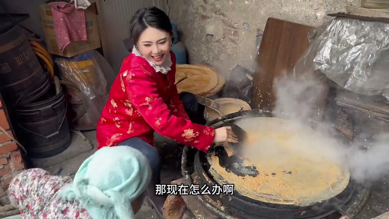 90后单身少妇的农村生活 你有多久没有吃老母亲的摊的煎饼了，记得小时候，妈妈在摊煎饼，我蹲在一旁吃煎饼卷白砂糖，吃煎饼渣，好怀念那个时候，也记得妈妈对我说，你要学活，你不会，长大了找不到婆婆家怎