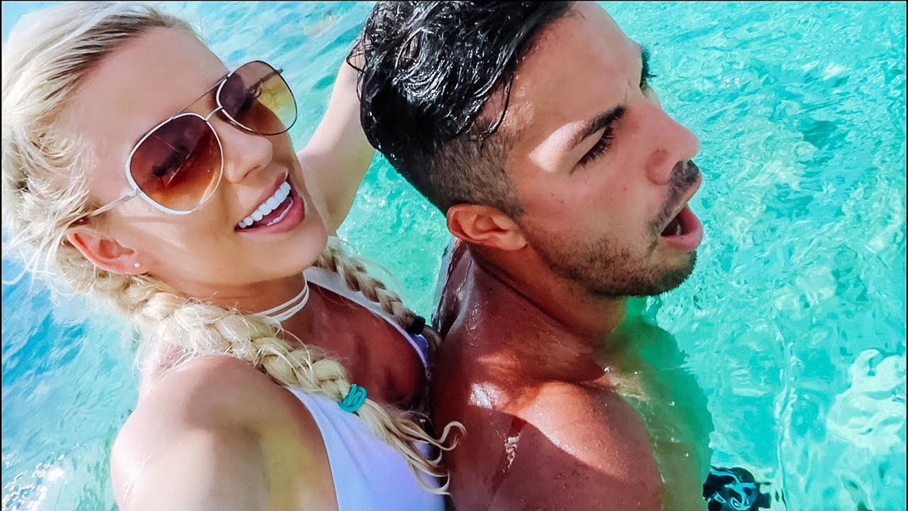 I Can't Believe THIS PLACE EXISTS | Leg/Glute workout