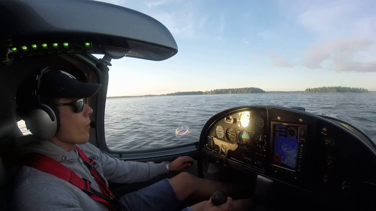 Landing on Water! | SeaMax