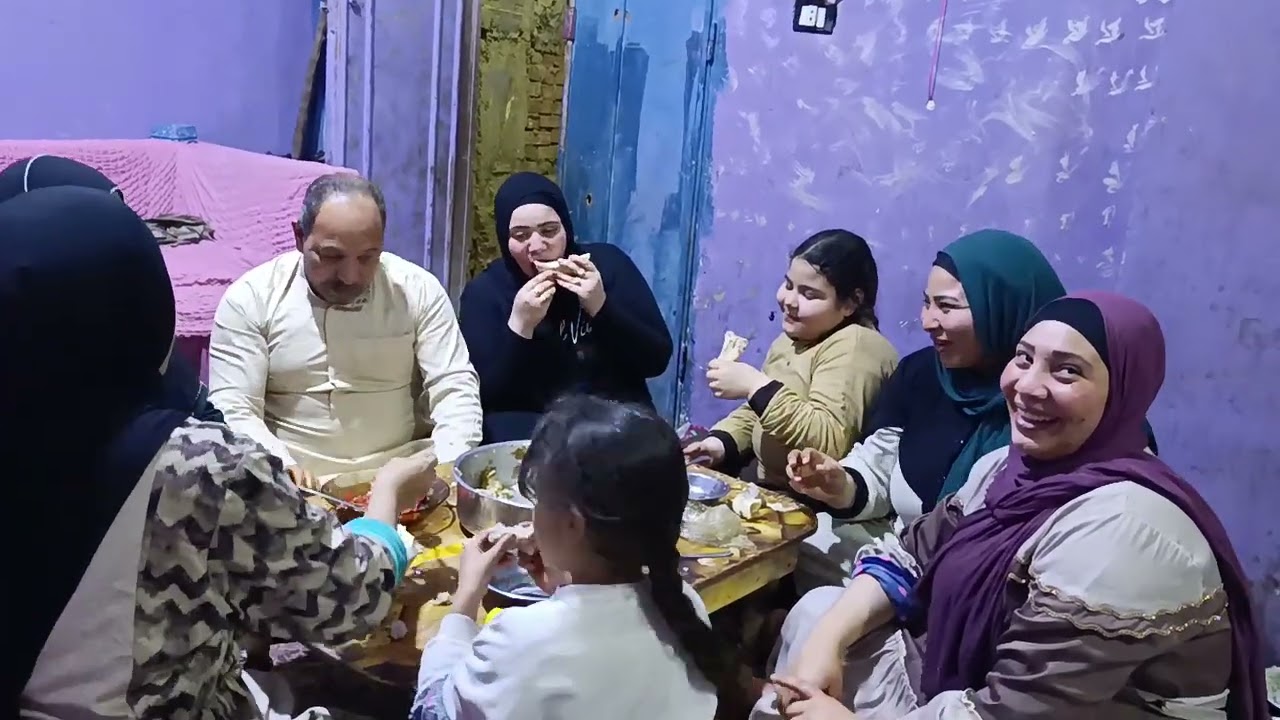 قلت لبناتي اللي باعني براحته كان بتاع مصلحته كل يوم قصه غريبه ويعتبروها على نفسهم#اكسبلور 