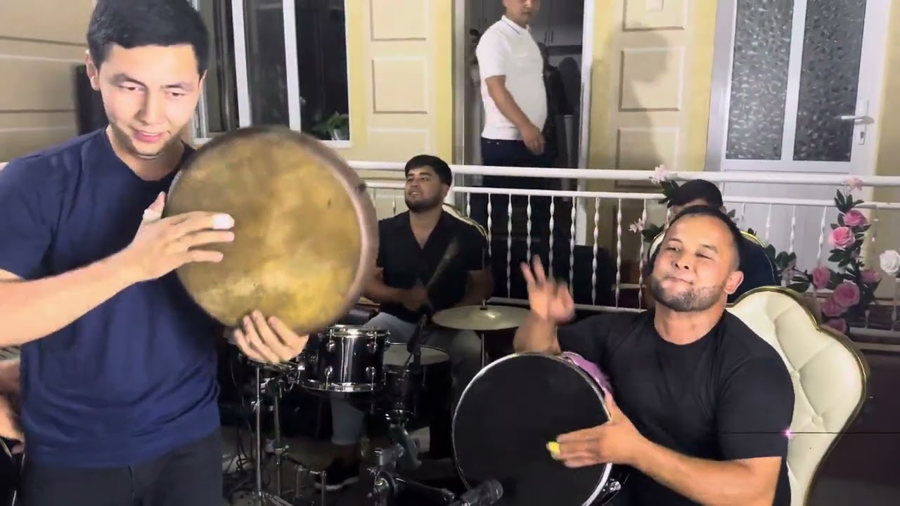 Sozandalardan ajoyib usul bazm #rels #top #shortsvideo #namangan #vodiyuz #rek #andijon #fargona