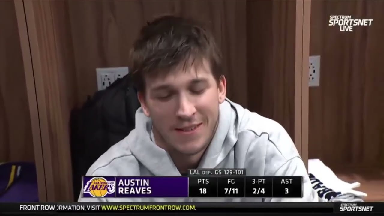 Лука Дончич получил специальный именинный торт от команды «Лейкерс». Остин называет его идиотом!