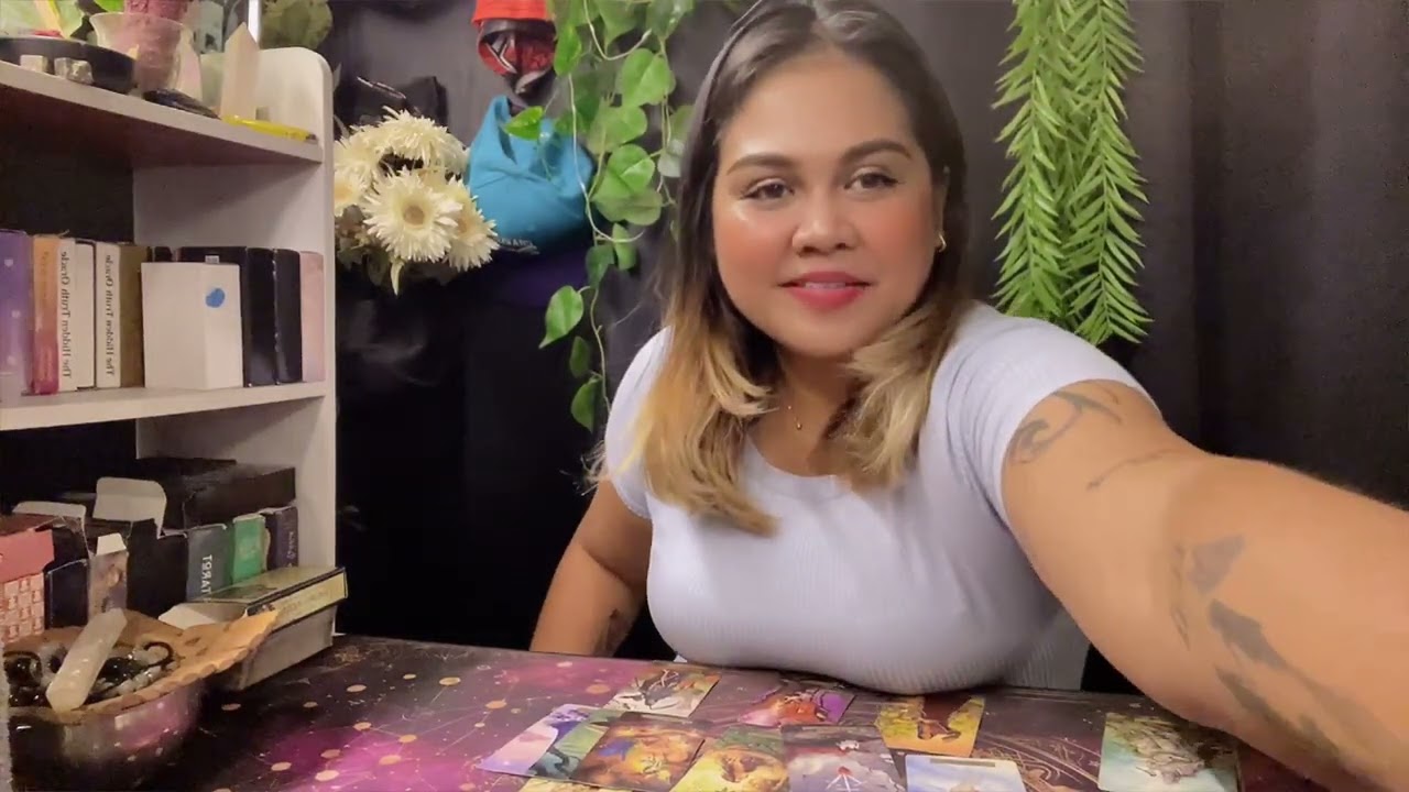 hindi mo makukuha yung attention niya kung siya mismo yung Umiiwas na sayo. 